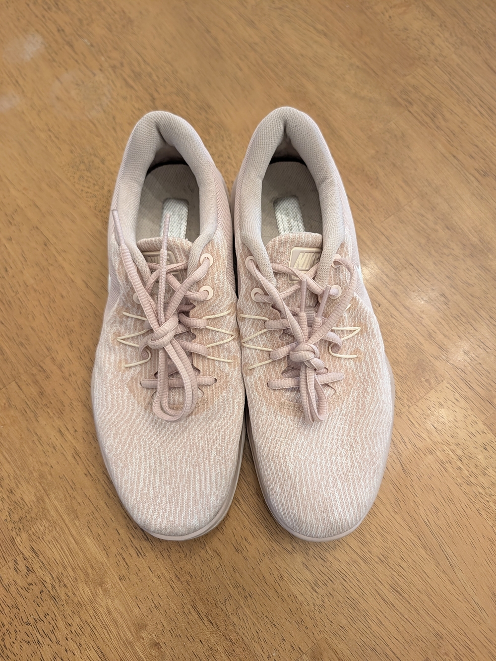 Nike Women’s Pink Sneakers 8.5